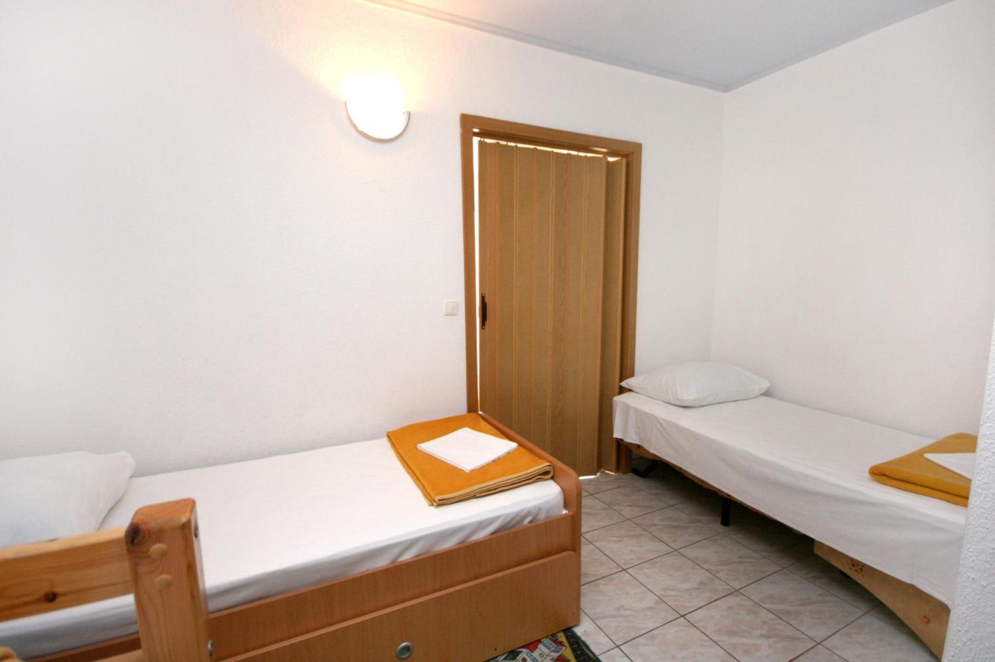 Apartments By The Sea Promajna, Makarska - 2673 Rom bilde
